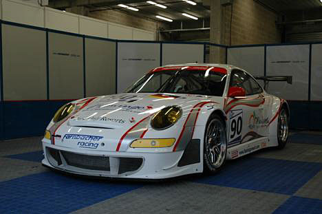 Lars Erik Nielsens Porsche er bare klar til at køre race